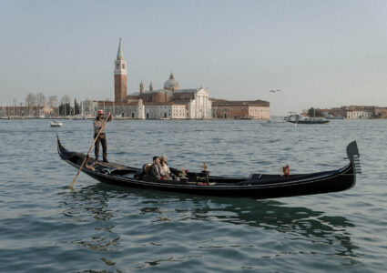 engagement photos in venice with leyre