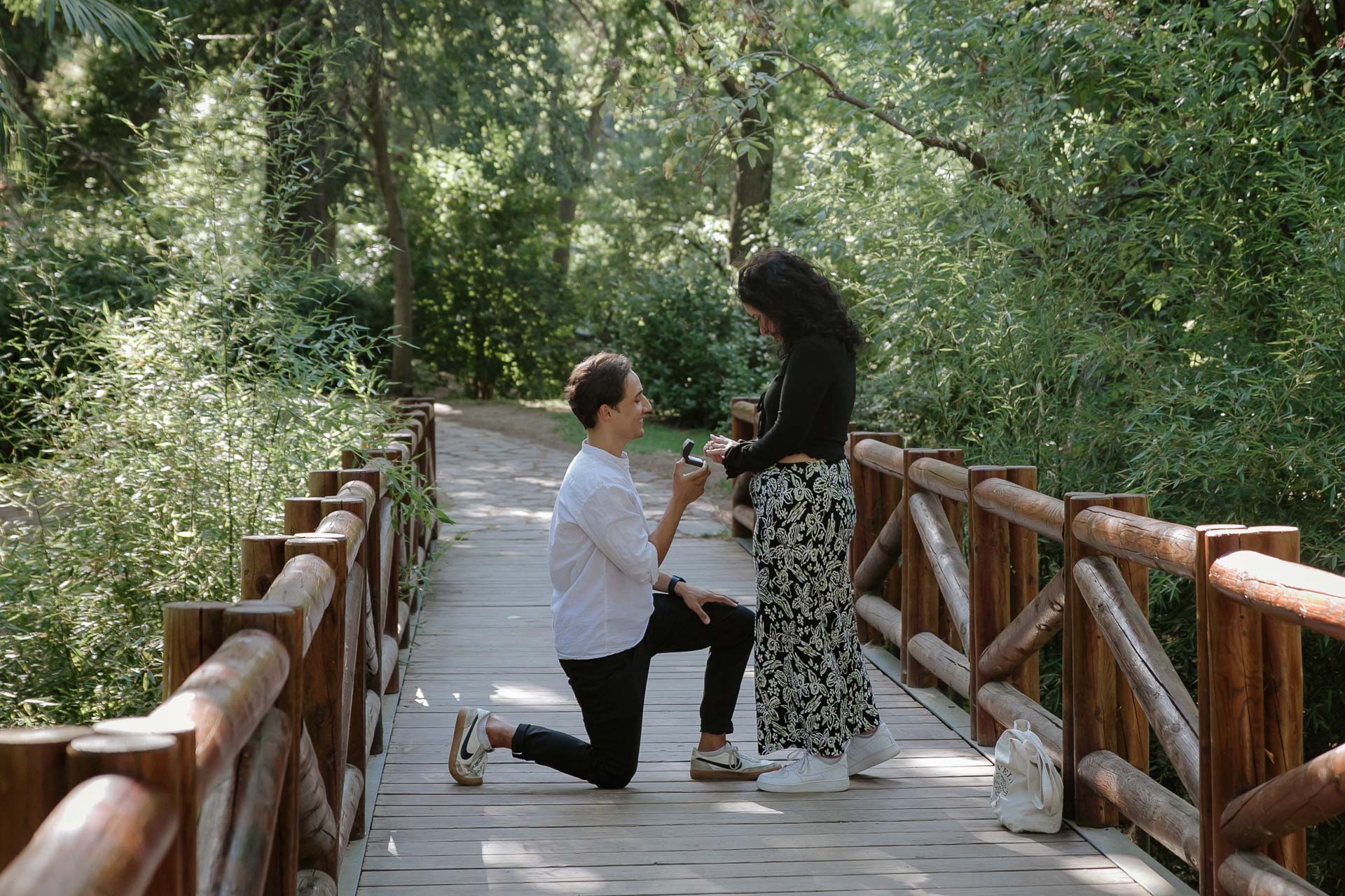 madrid surprise proposal photo session