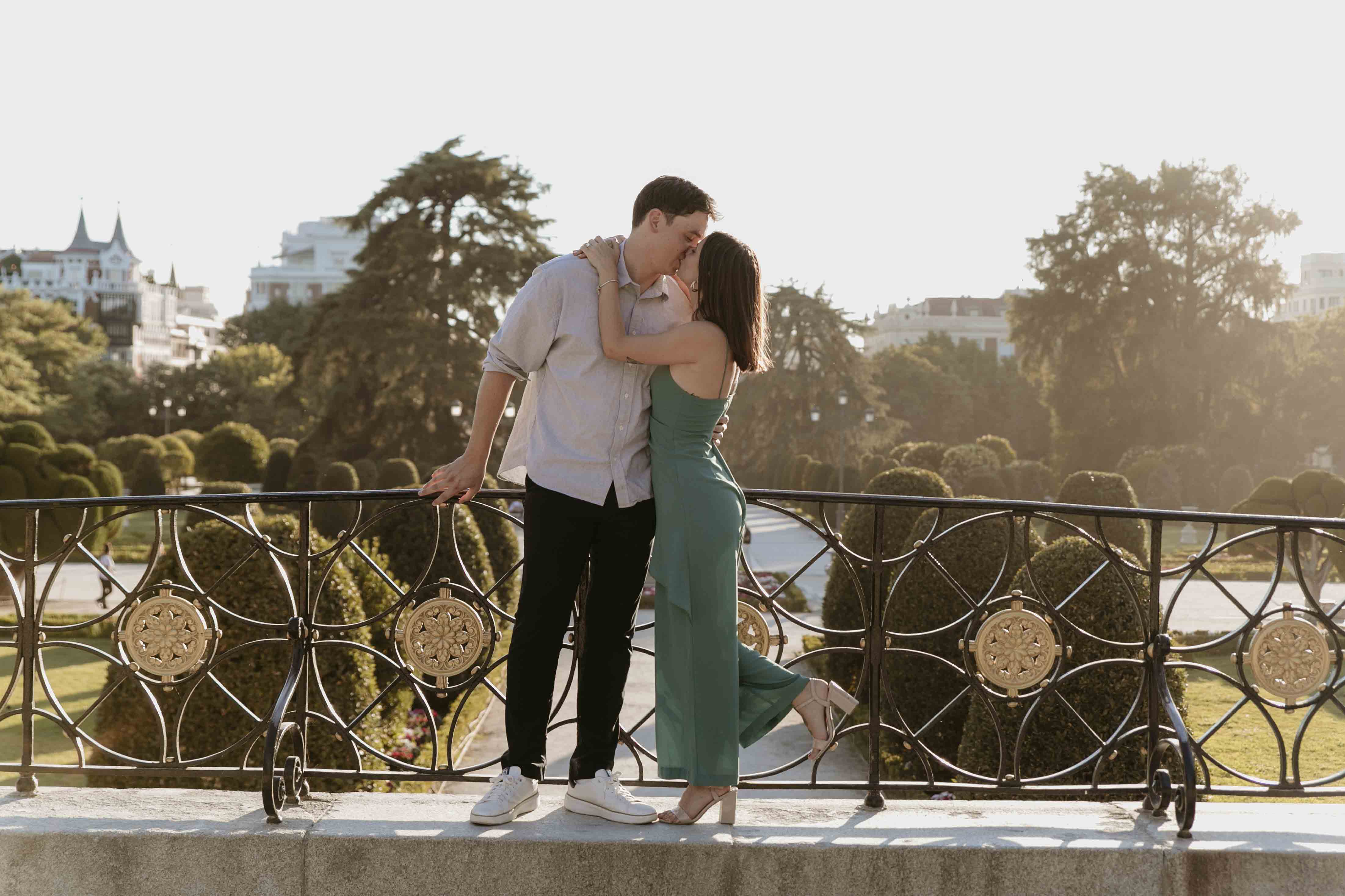 parterre gardens engagement session in madrid