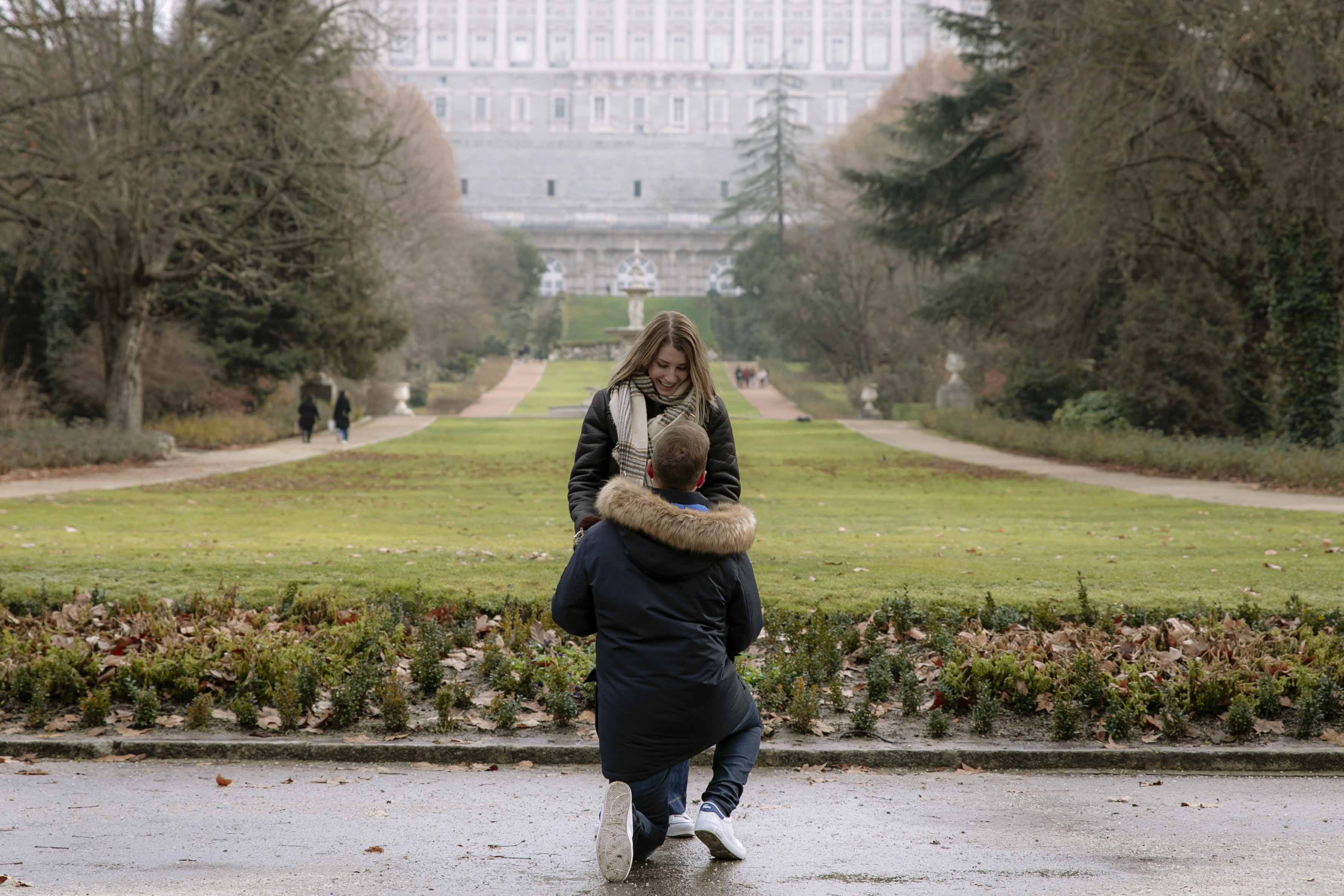 leyre cañizares is a wedding and proposal photographer in madrid