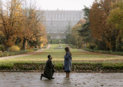 madrid surprise proposal photography