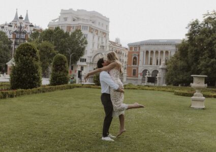 secret surprise proposal photographer madrid, spain