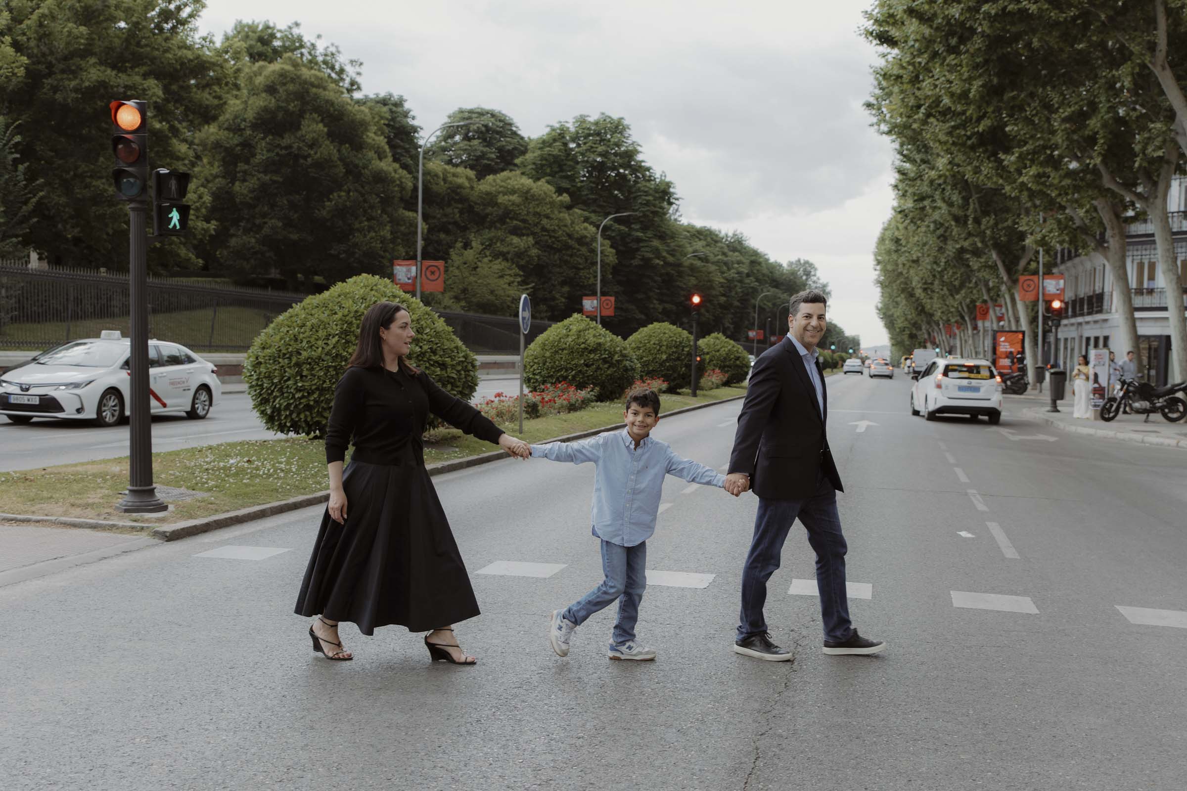 sesion de fotos familiar por el centro de madrid