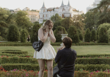 romantic surprise proposal in madrid with leyre canizares as the photographer