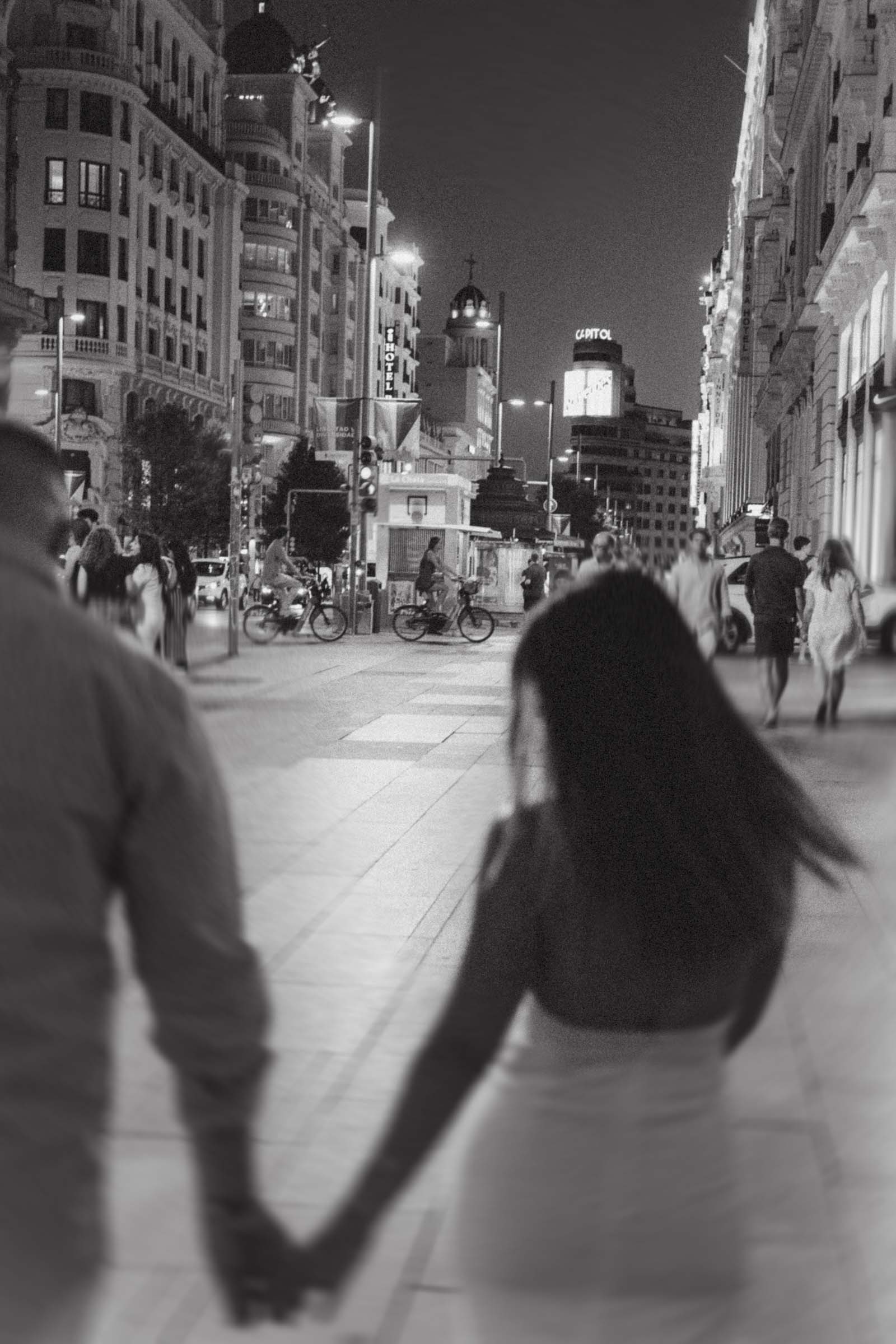 gran via street madrid engagement photo session