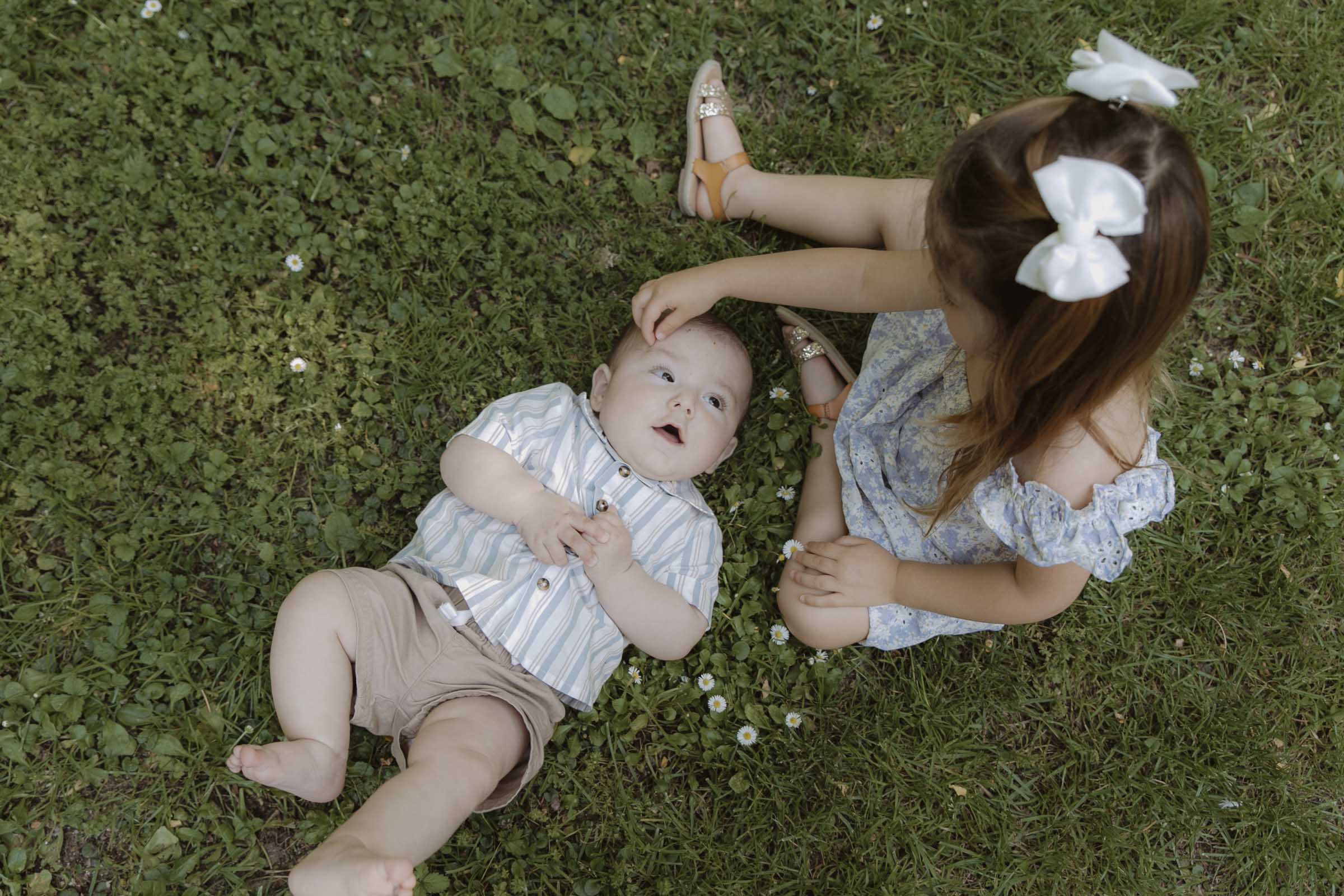 retiro-park-family-session family photoshoot in madrid