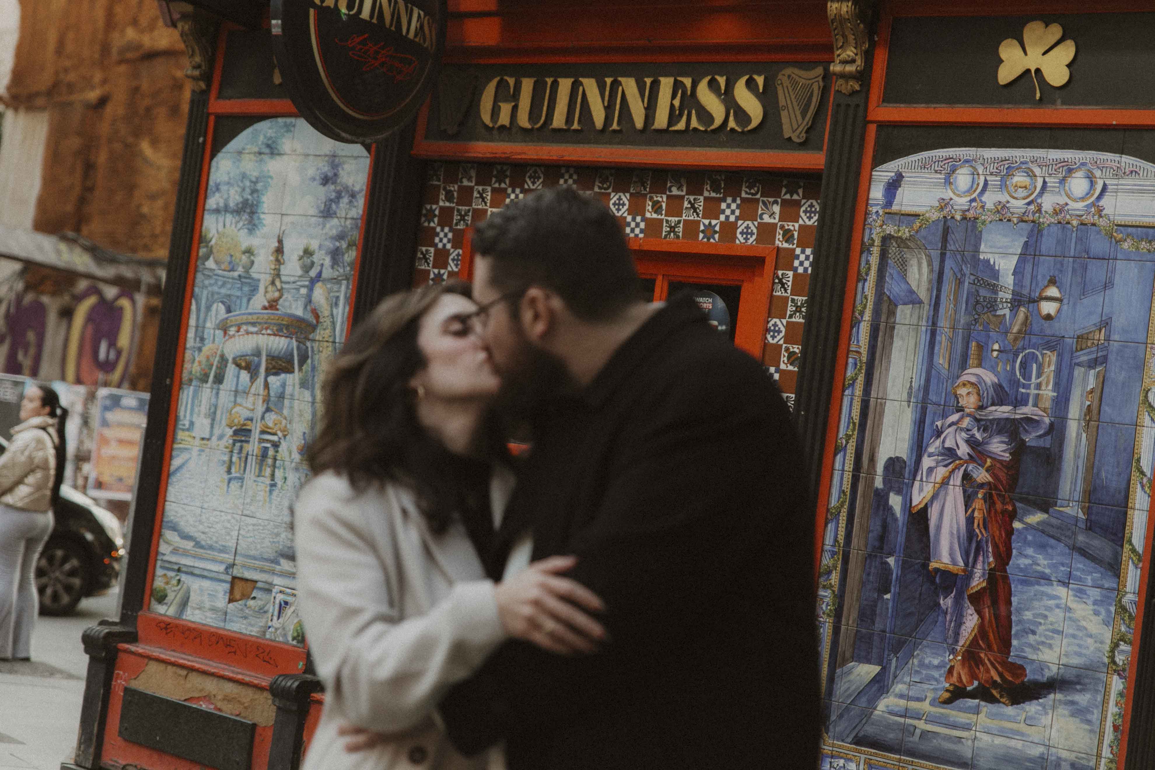 madrid center engagement photoshoot near plaza mayor