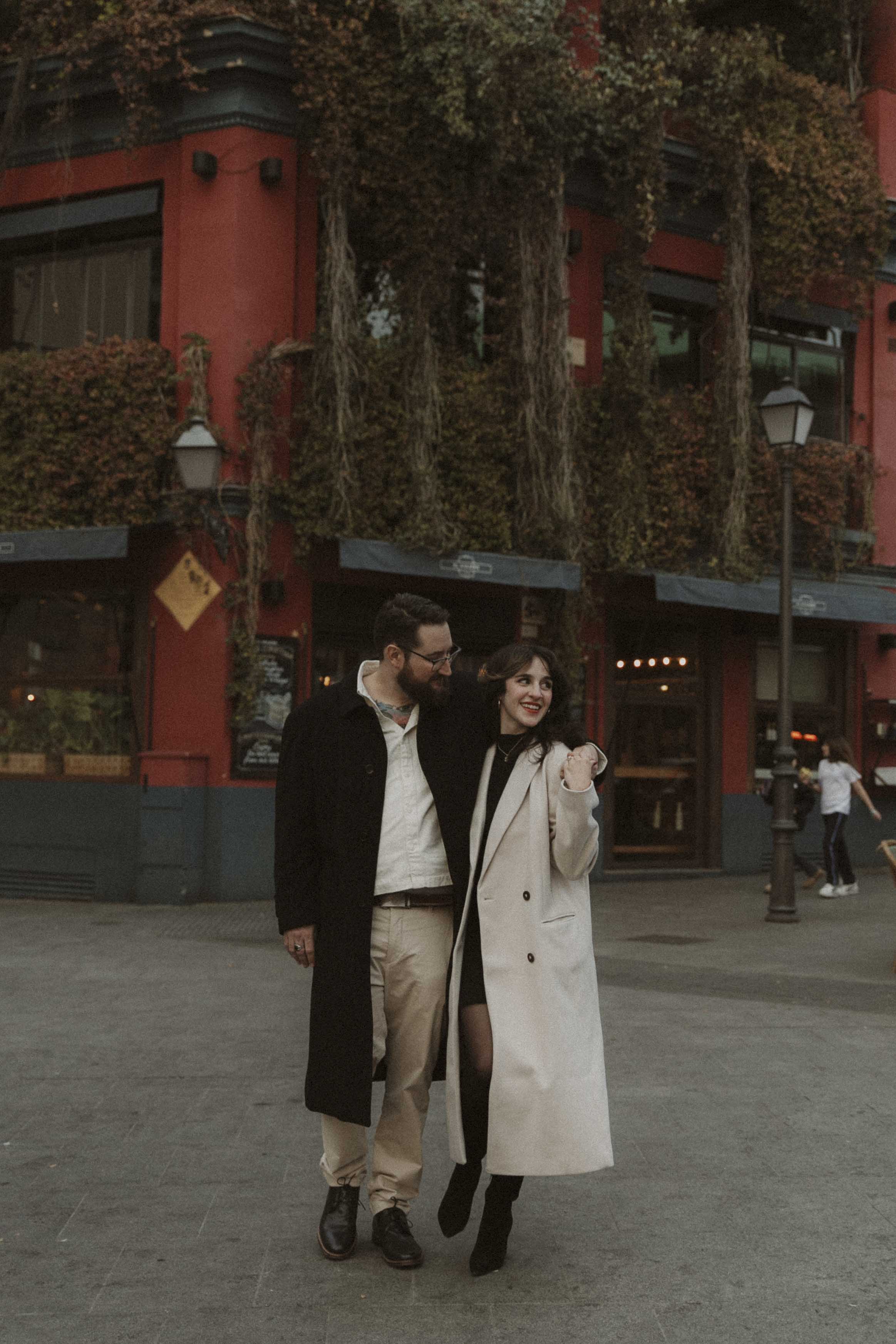 natural and film couple photography in madrid