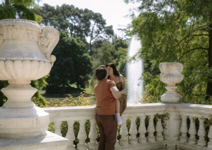 fotografia natural de pedida de mano sorpresa en madrid