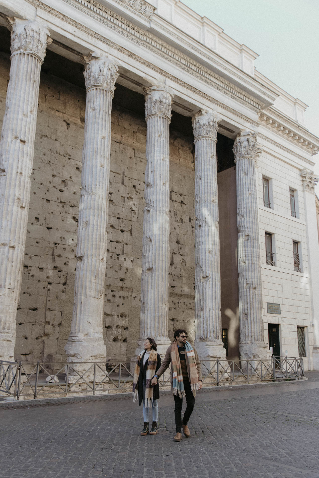 surprise proposal photoshoots in rome, italy