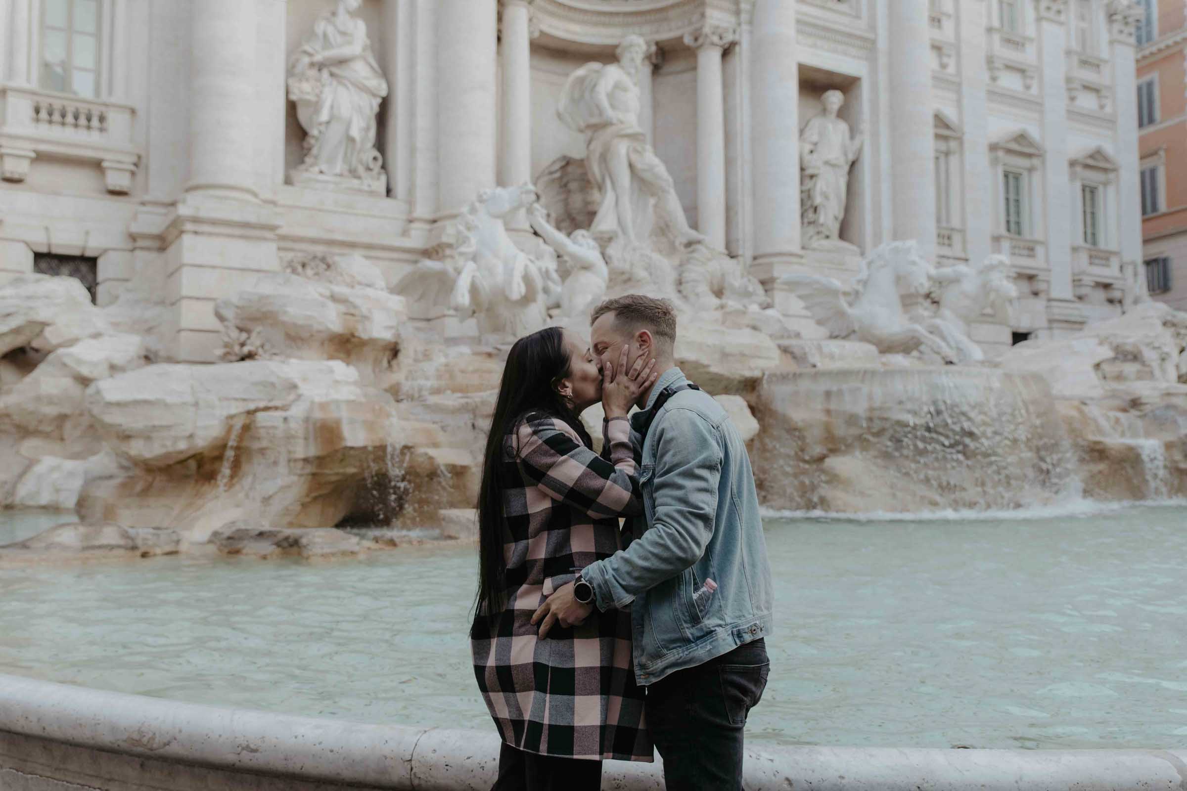 trevi fountain surprise proposal photoshoot