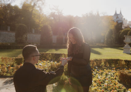 paparazzi surprise proposal photography at retiro park in madrid