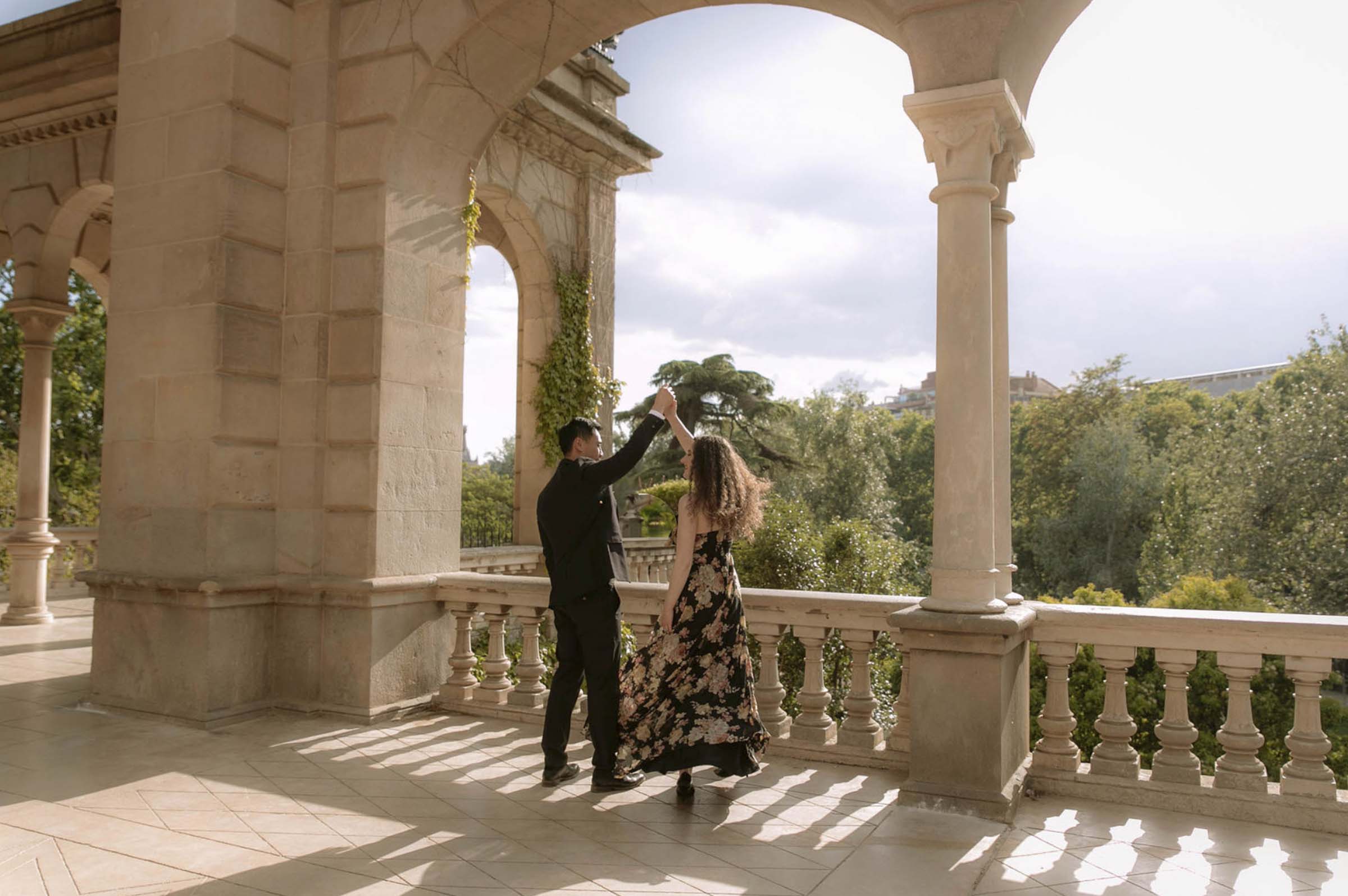 Julian y michelle couple engagement photoshoot in barcelona