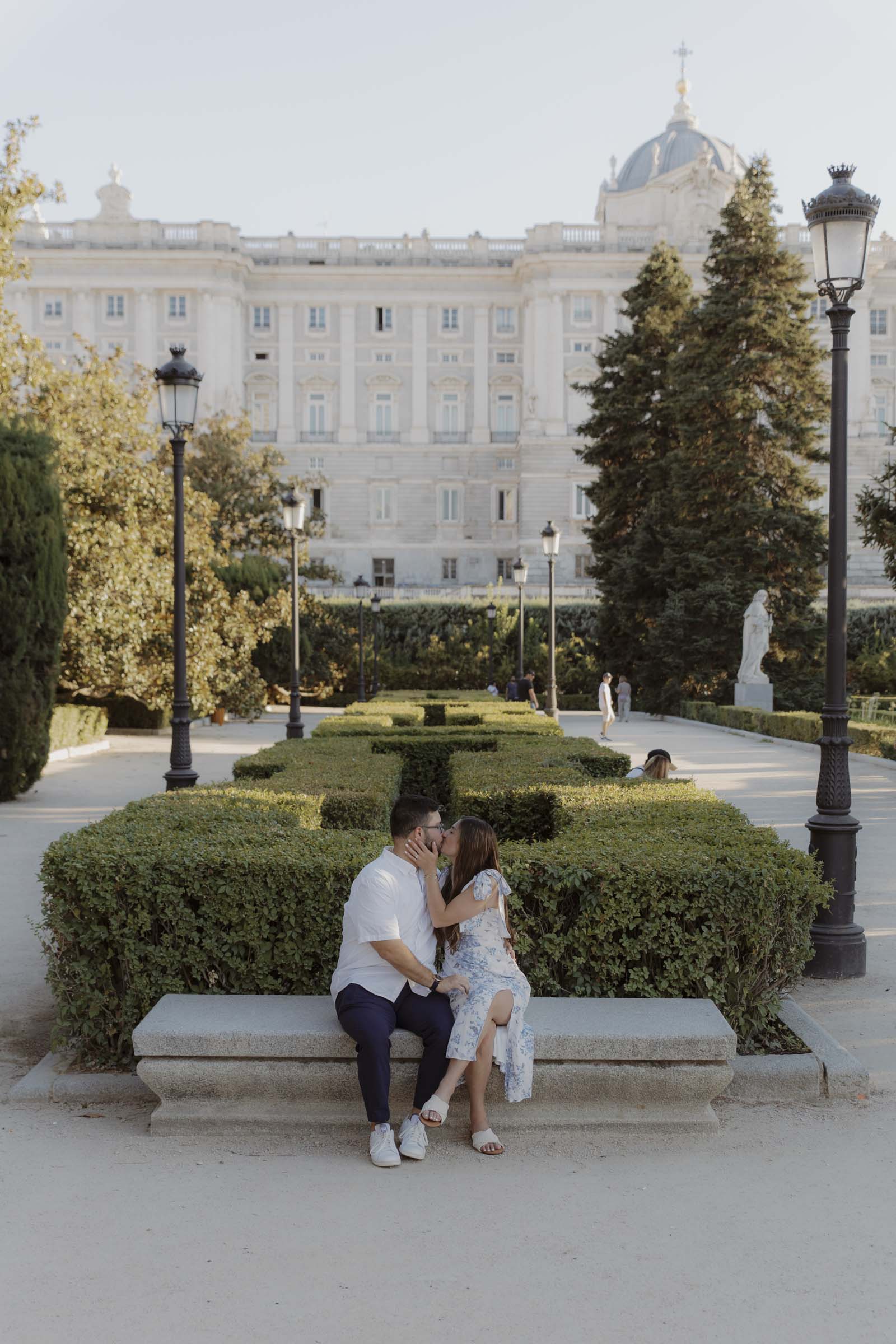 Natural engagement photography in Madrid city center