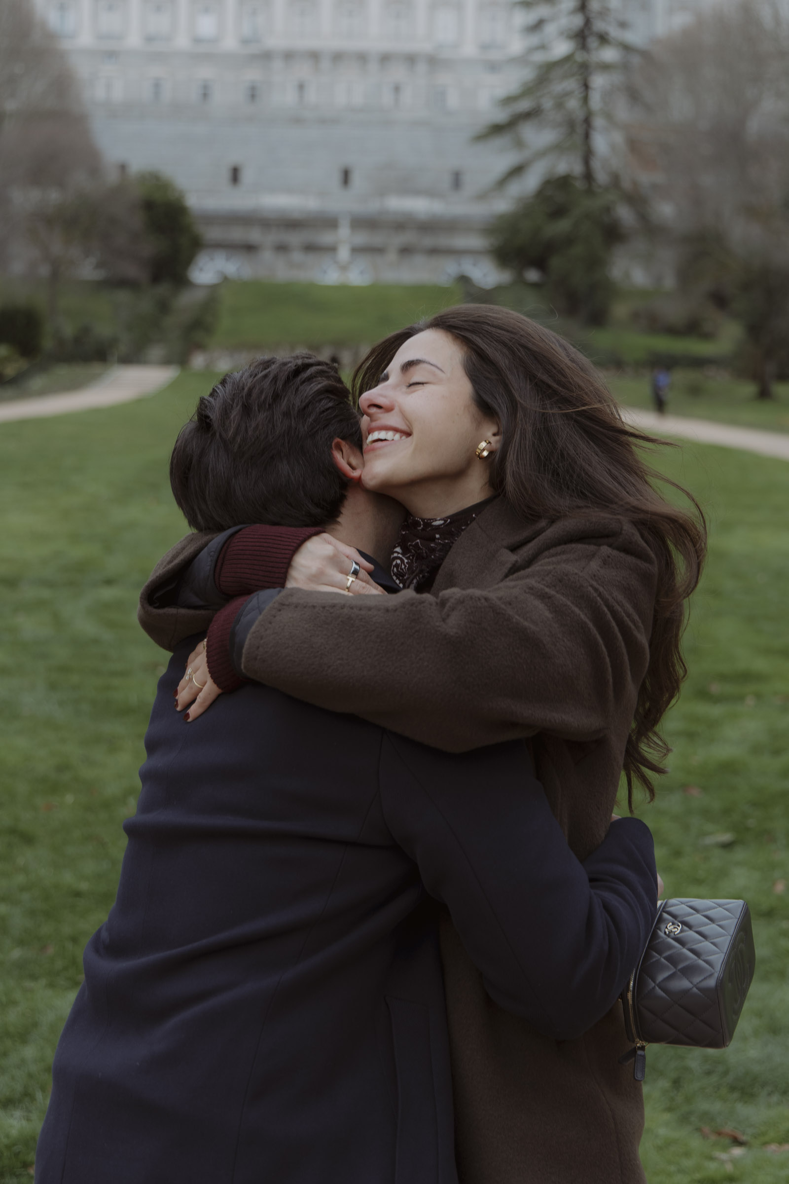 Intimate proposal moment close to Sabatini Gardens