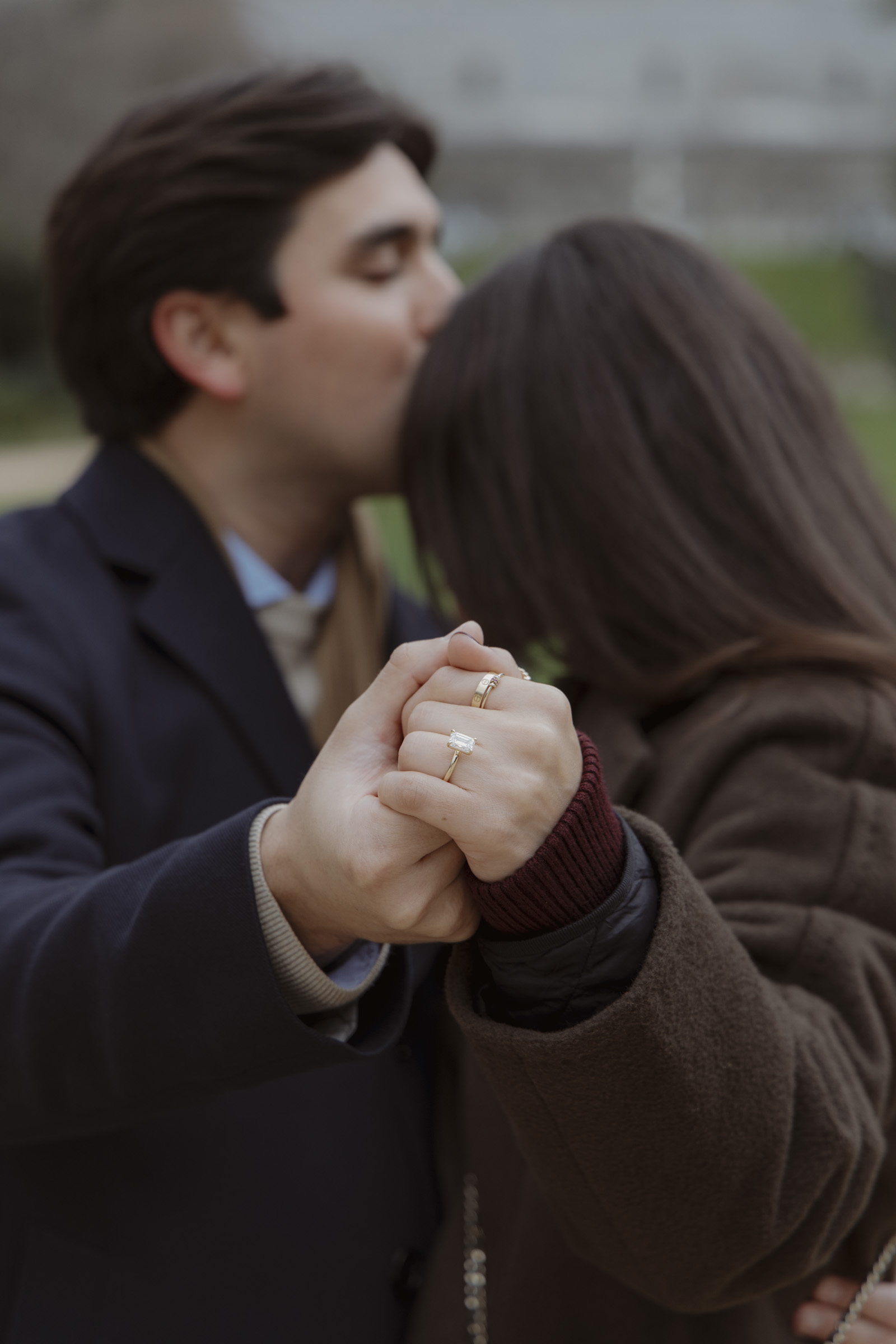 Surprise proposal near the Sabatini Gardens in Madrid