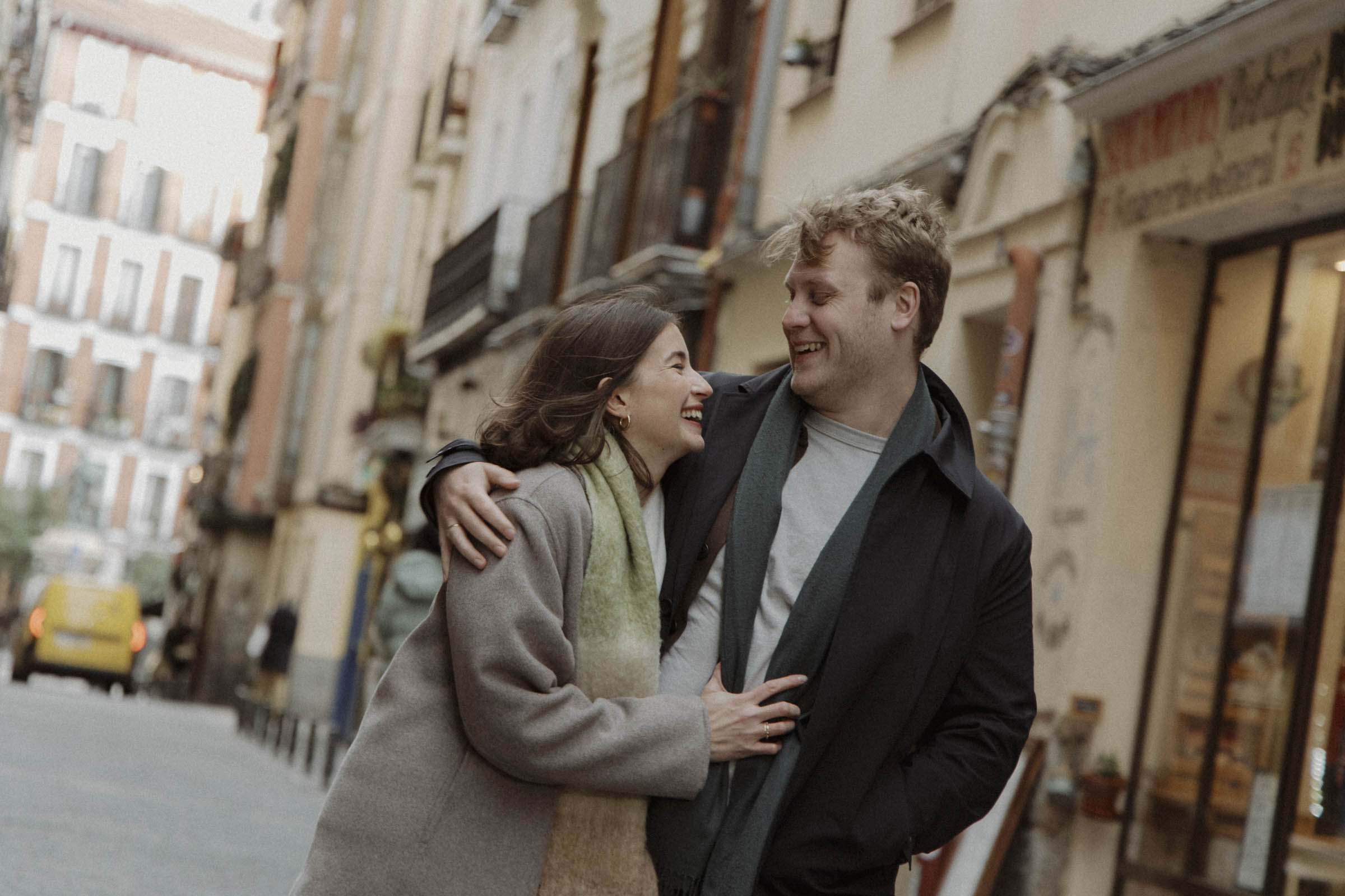 Romantic couple photo session in the streets of Madrid with film look