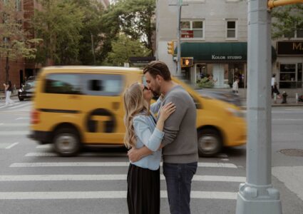 nyc engagement photoshoot in the soho area + dumbo park