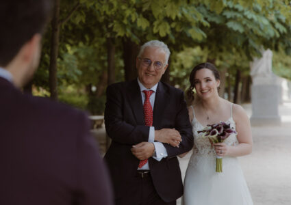 fotografia de boda en notaria y en el parque del retiro de madrid